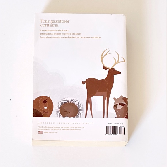 A Student's Dictionary & Animal Gazetteer 2nd Edition 2011 - Picture 2 of 2